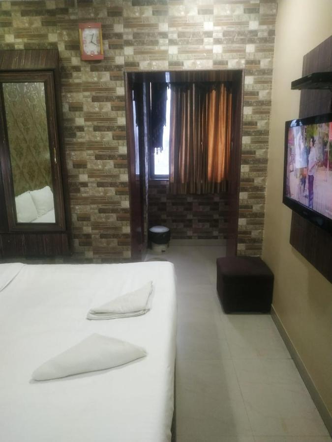 Hotel Diamond Suites Calcutta Eksteriør billede