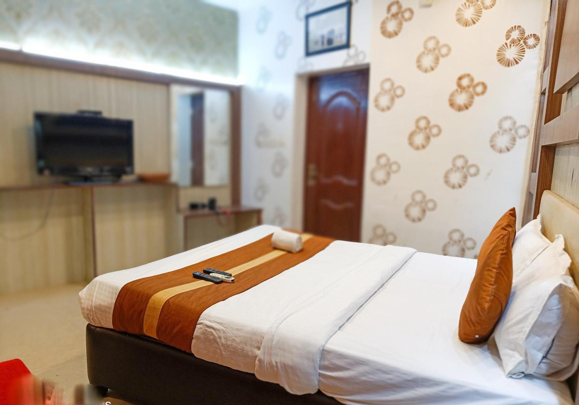 Hotel Diamond Suites Calcutta Eksteriør billede
