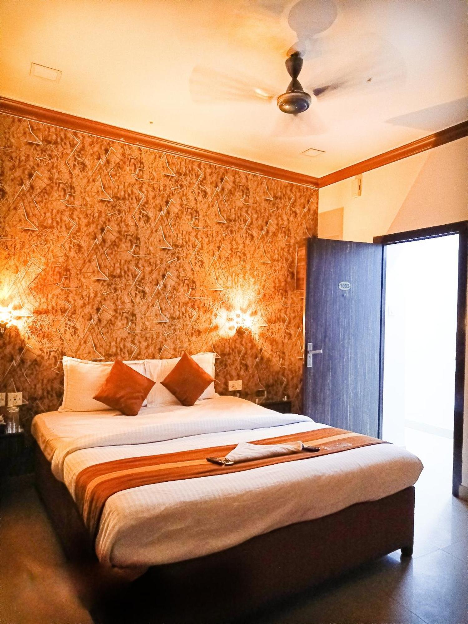 Hotel Diamond Suites Calcutta Eksteriør billede